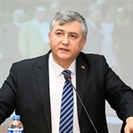 Zengin memleketin, fakir insanları