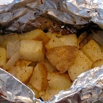 Kamp Ateşinde Patates Bohçaları