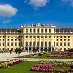 Schönbrunn Sarayı ve Bahçeleri