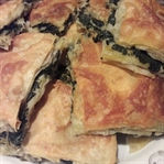 ISPANAKLI BÖREK VE BÖREK SOSU