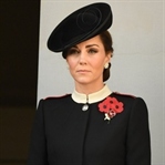 Kate Middleton: Alexander McQueen Manto