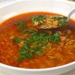 TAVUKLU ŞEHRİYE ÇORBASI TARİFİ