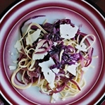Kırmızı lahanalı Linguine tarifi