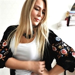 Nakışlı Kadife Kimono