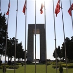 ÇANAKKALE GEÇİLMEZ DESTANI ve ÇANAKKALE TUR RESİMİ