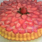 Tam çilek mevsiminde Çilekli Tart Kek