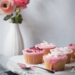 Vanilyalı Cupcake - Glazür Soslu