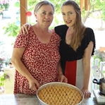 Bayramın gözdesi ev baklavası nasıl yapılır?