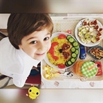 MİNİKLERE KAHVALTI ÖNERİLERİ