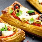 Milföy Hamuru ile Pizza Tarifi