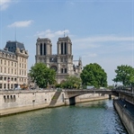 Paris Yürüyüş Rotaları: Notre Dame
