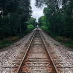 Tren Rayları Arasındaki Taşlar Ne İşe Yarar?
