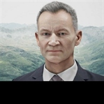 Banka Şubesinde Dijital Bir Klon: Daniel Kalt