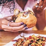Fast-food beslenme erkek tipi saç dökülmesi nedeni