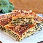 Hazır Yufkadan Ispanaklı Börek Tarifi