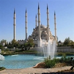 Adana Gezilecek Yerler – Adana Merkez Camii