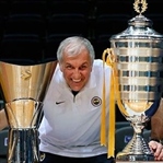 Kupa koleksiyoncusu Zeljko Obradovic