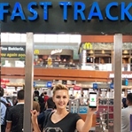 Ücretsiz Fast Track'le Havaalanında Hızlı Geçiş