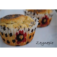 Labne Peynirli Haşhaşlı Muffin