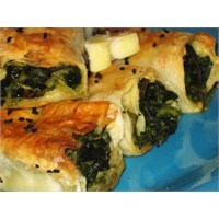 Rulo İspanaklı Börek