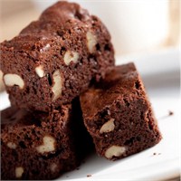 Bademli Brownie | Oktay Usta