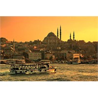 Gidiyorum, Seviyorum.