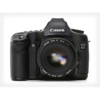 Canon'dan Giriş Seviyesi Full Frame : Canon Eos 6d