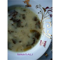 İspanaklı Buğday Çorbası