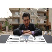 Piyanist Samet – Umutsuz Aşk