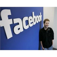 Facebook'ta Mark Zuckerberg Çıkmazı