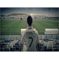 Pes13 Harika Özelliklerle Geliyor