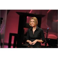 Elif Şafak: Kurgunun Politikası