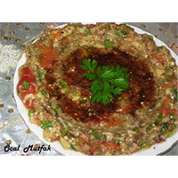 Közlenmiş Patlıcan Salatası(Abugannuç)