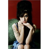 Ünlülerin Amy Winehouse’un Ölümü Hakkındaki Twit