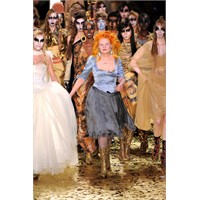 Vivienne Westwood Sonbahar 2011