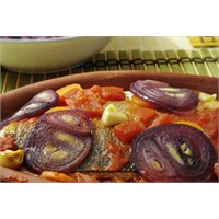 Güveçte Levrek Ve Balık Sofrası İçin Salatalar