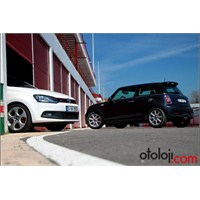 Videolu Pist Testi: Mini Cooper S-vw Polo Gti