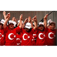 23 Nisanı Amerikada Çocuk Bayramı Yapalım