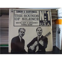 Simon & Garfunkel – The Sounds Of Silence