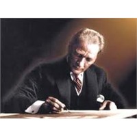 Statüko Bu İse Ben De İslah Olmaz Bir Statükocuyum