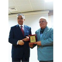 Bu Şehir, 60 Yıl Önce Kaybettiği Çocuğunu Buldu.
