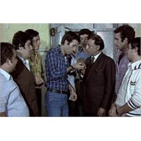 Hababam Sınıfı Sınıfta Kaldı