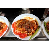 Ustaların Lezzetleri: Pideli Köfte