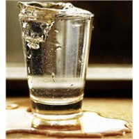 Bardağı Taşırmadan Yaşama Sanatı