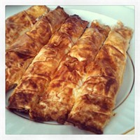 Basit Pastırmalı Börek