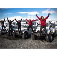 İsak 4×4 Land Rover Defender İzlanda Turları