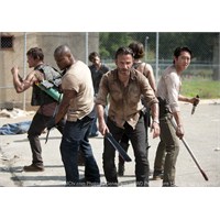 The Walking Dead 3. Sezon Prömiyer Bölümü