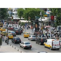 Zamanın İçinde, Bahçeli Yedi