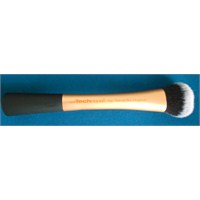 Real Techniques Expert Face Brush