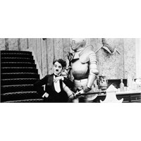 Charlie Chaplin Fransız Mı?